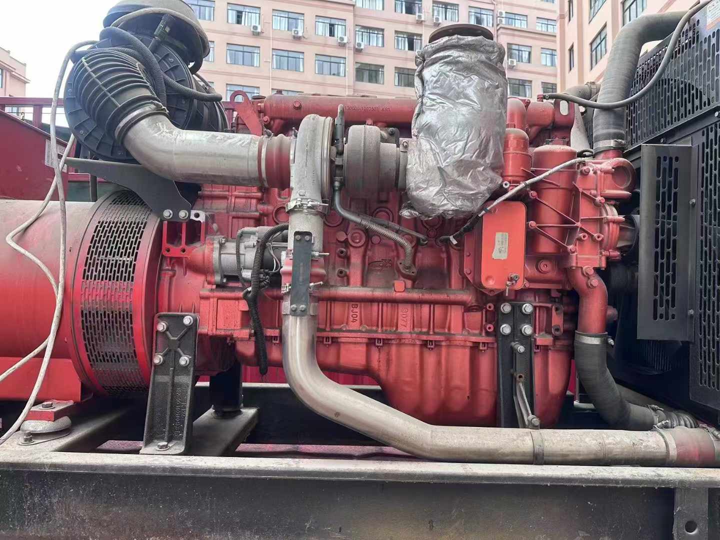 坡头如何选择适合 600kW 柴油发电机组的过载保护器？